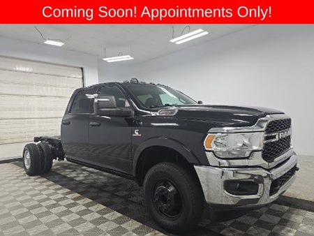 2023 Ram 3500 Chassis Cab Tradesman