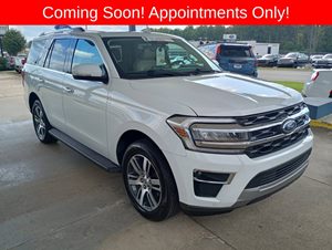 View 2024 Ford Expedition 