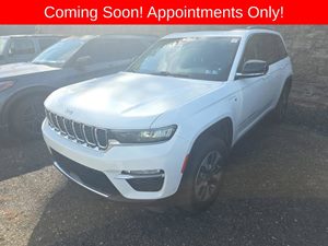 View 2022 Jeep Grand Cherokee 4xe 