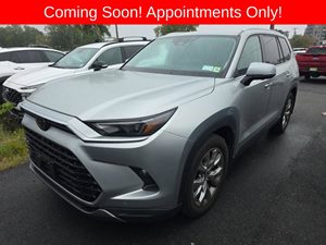 View 2024 Toyota Grand Highlander 