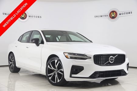 2024 Volvo S60 Core Dark Theme