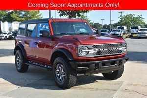 View 2024 Ford Bronco 