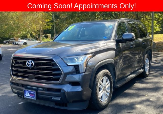 2024 Toyota Sequoia SR5