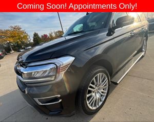 View 2024 Ford Expedition 