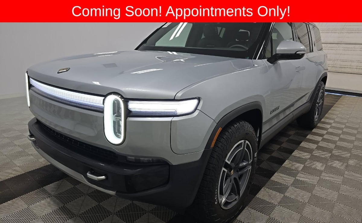 2026 Rivian R1S 