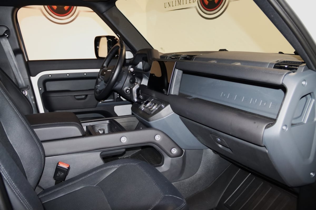 Sold 2024 Land Rover Defender X-Dynamic SE in Fishers