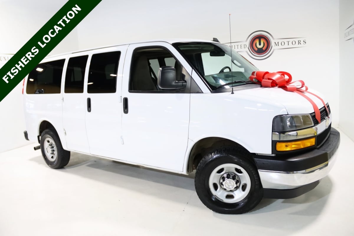 2019 Chevrolet Express Passenger LT