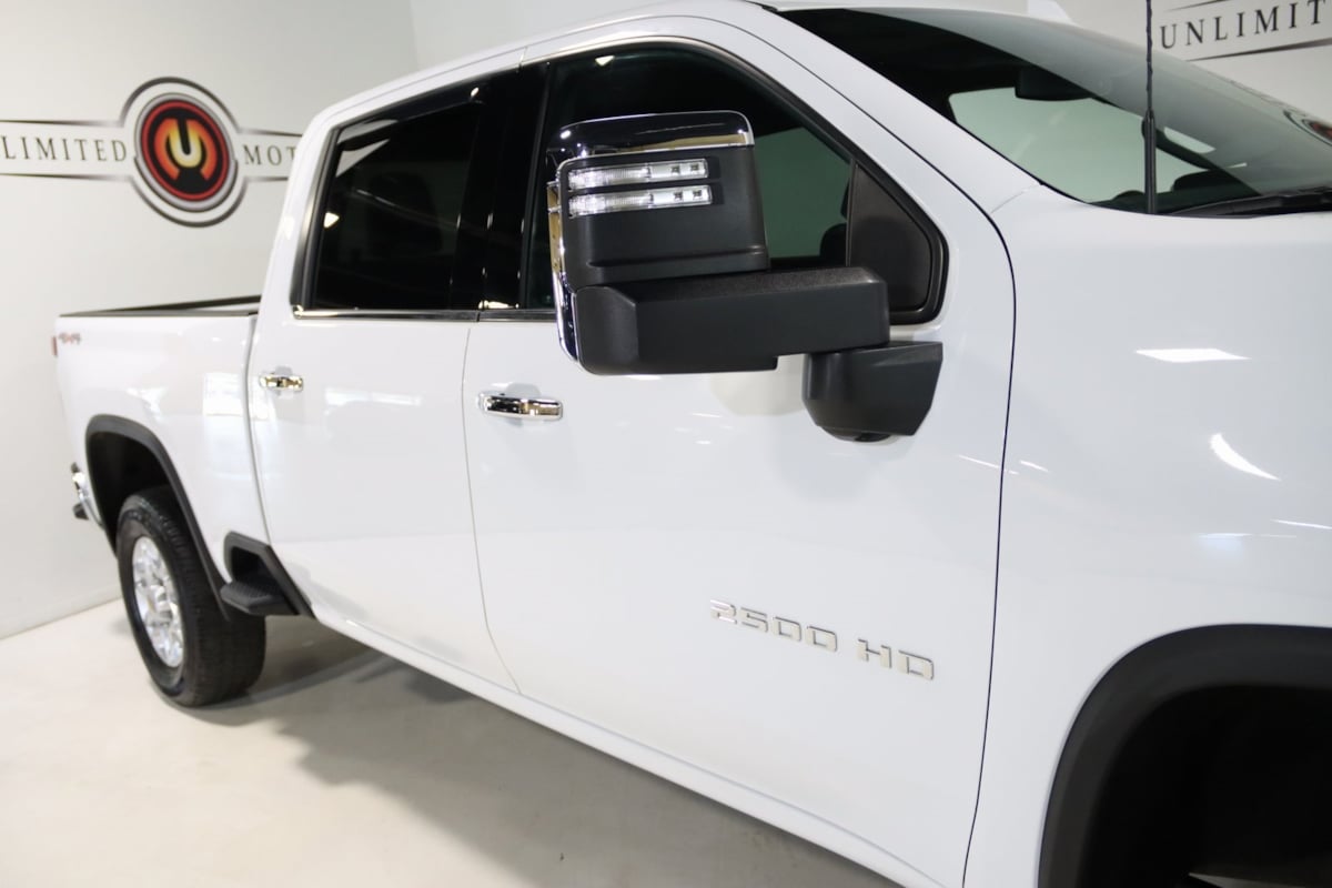 2024 Chevrolet Silverado 2500HD LTZ photo 4