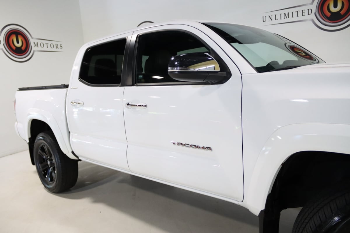 Image 9 of 2018-Toyota-Tacoma-Limited
