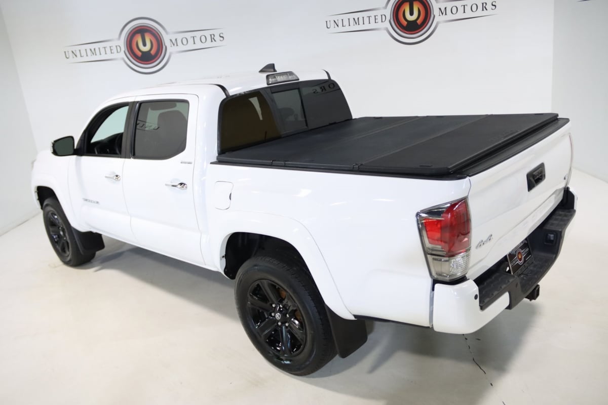 2018 Toyota Tacoma Limited photo 14
