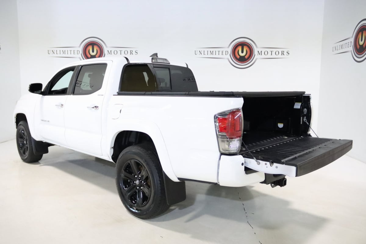 2018 Toyota Tacoma Limited photo 21