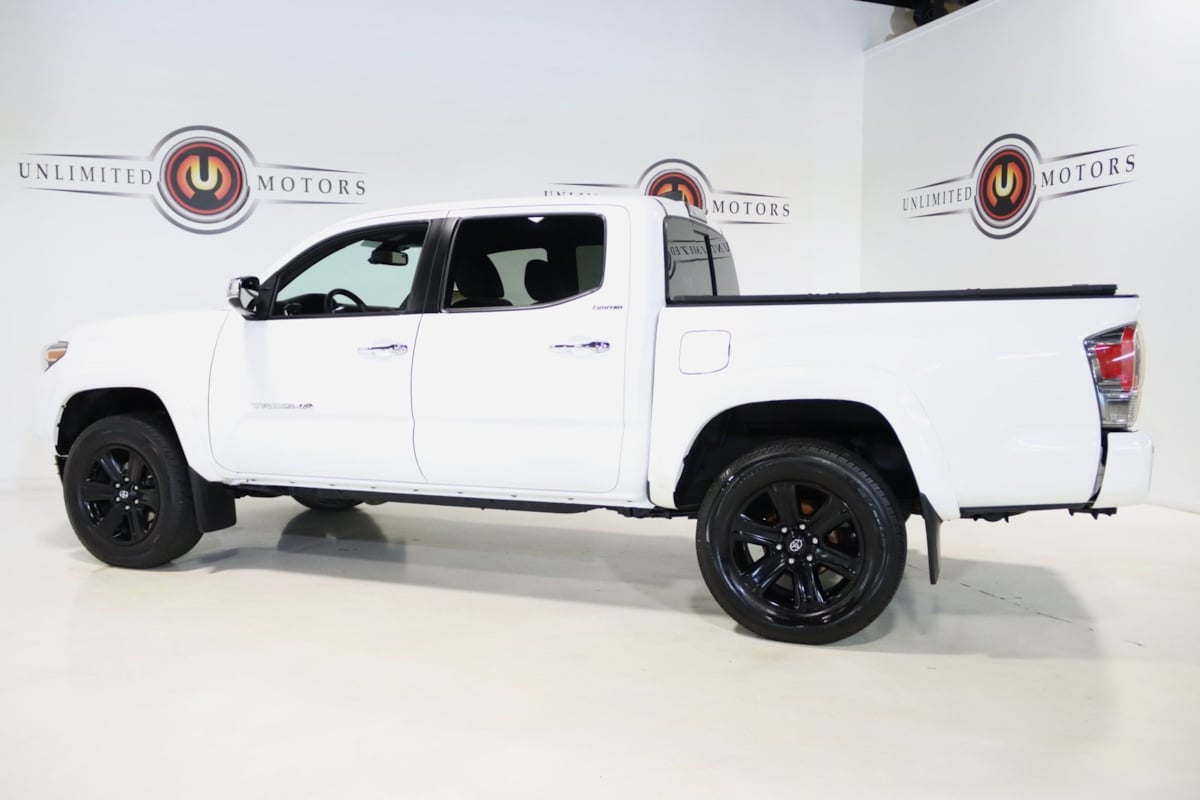 2018 Toyota Tacoma Limited photo 23
