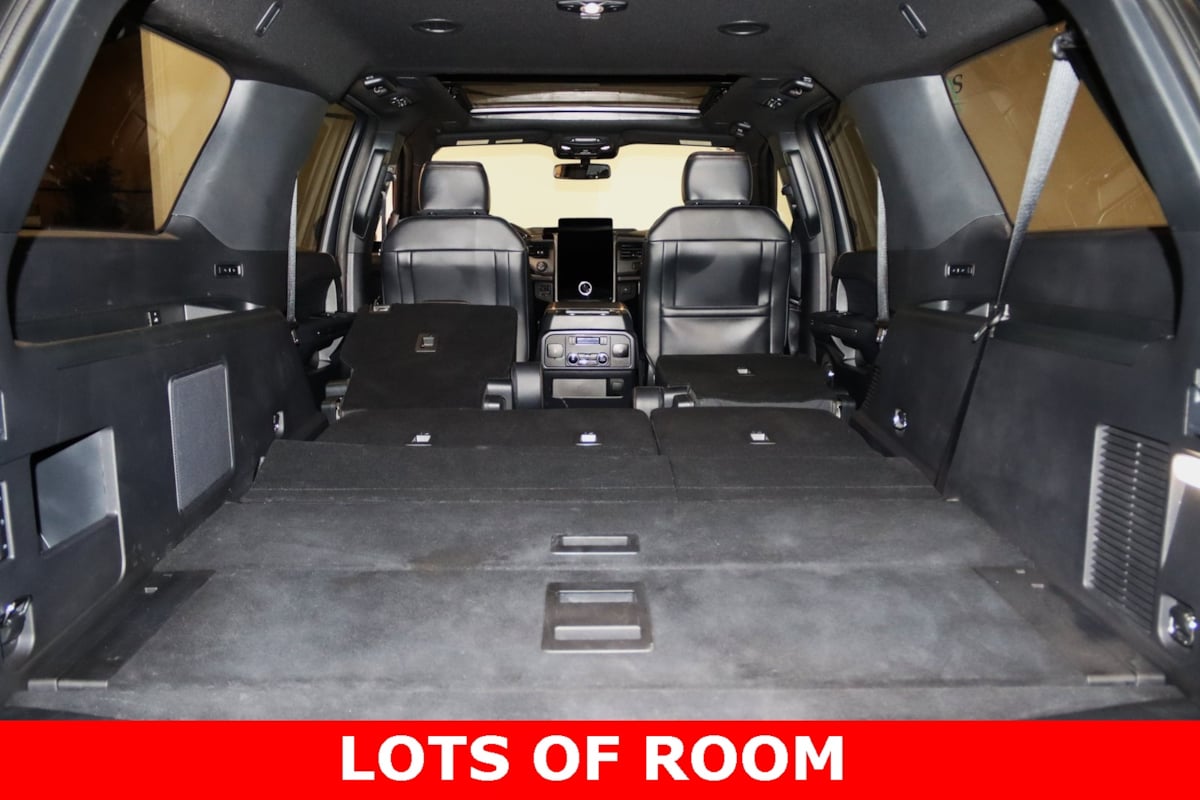 2023 Ford Expedition MAX Platinum photo 20