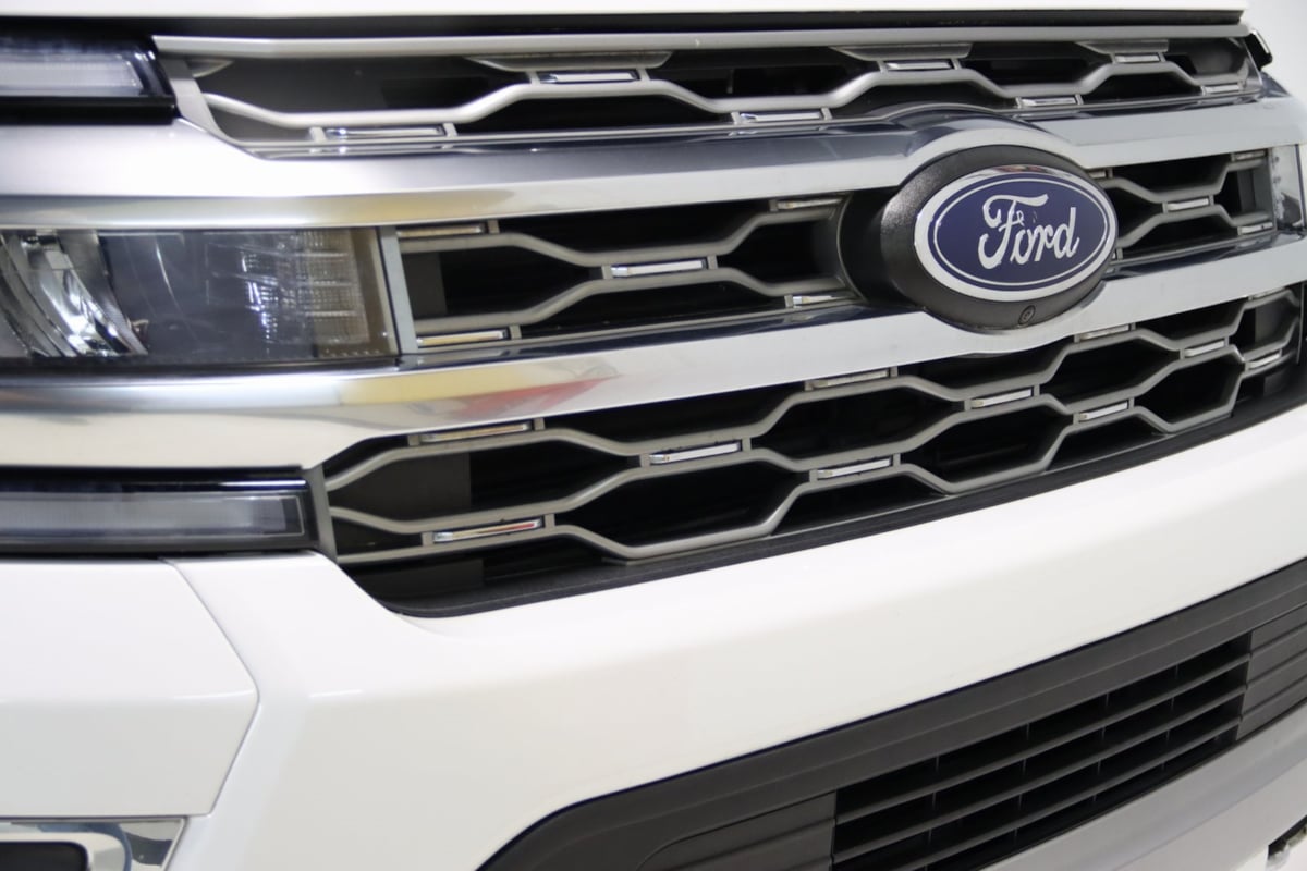 2023 Ford Expedition MAX Platinum photo 26
