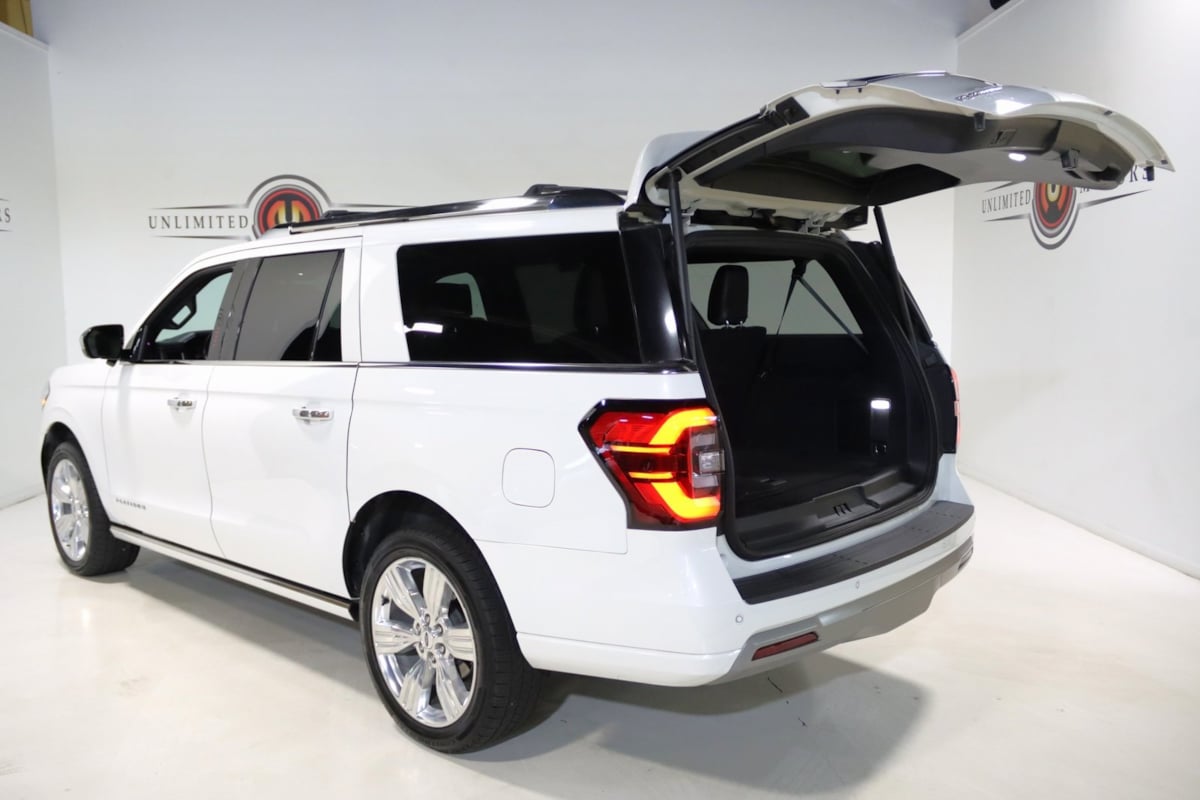2023 Ford Expedition MAX Platinum photo 29