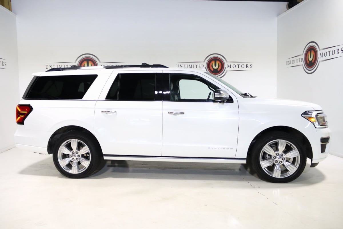 2023 Ford Expedition MAX Platinum photo 32