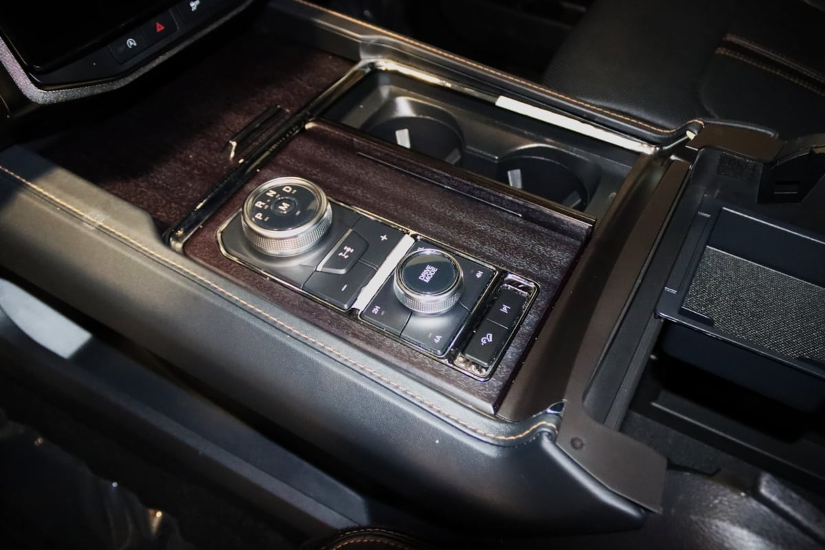 2023 Ford Expedition MAX Platinum photo 38