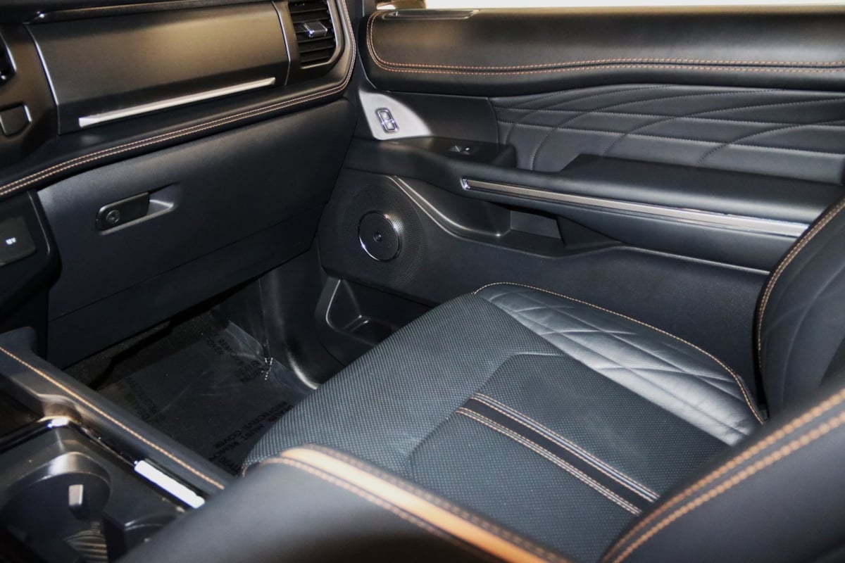 2023 Ford Expedition MAX Platinum photo 46