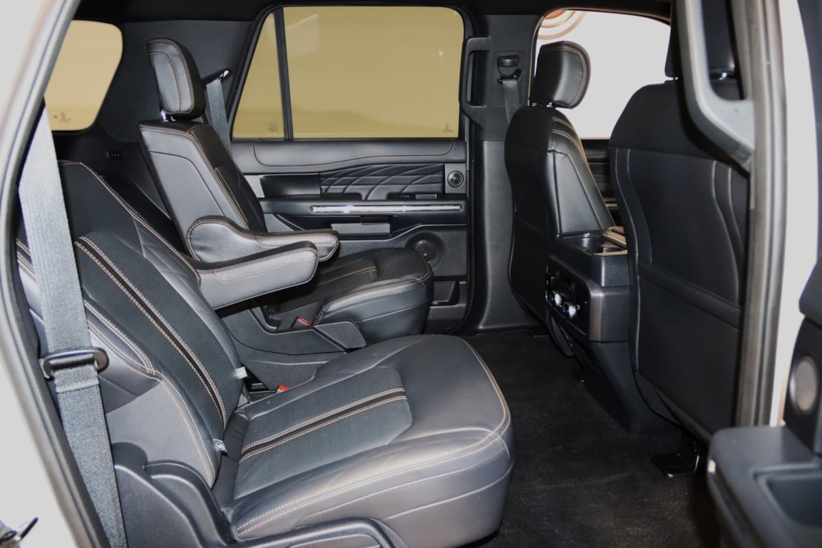 2023 Ford Expedition MAX Platinum photo 59