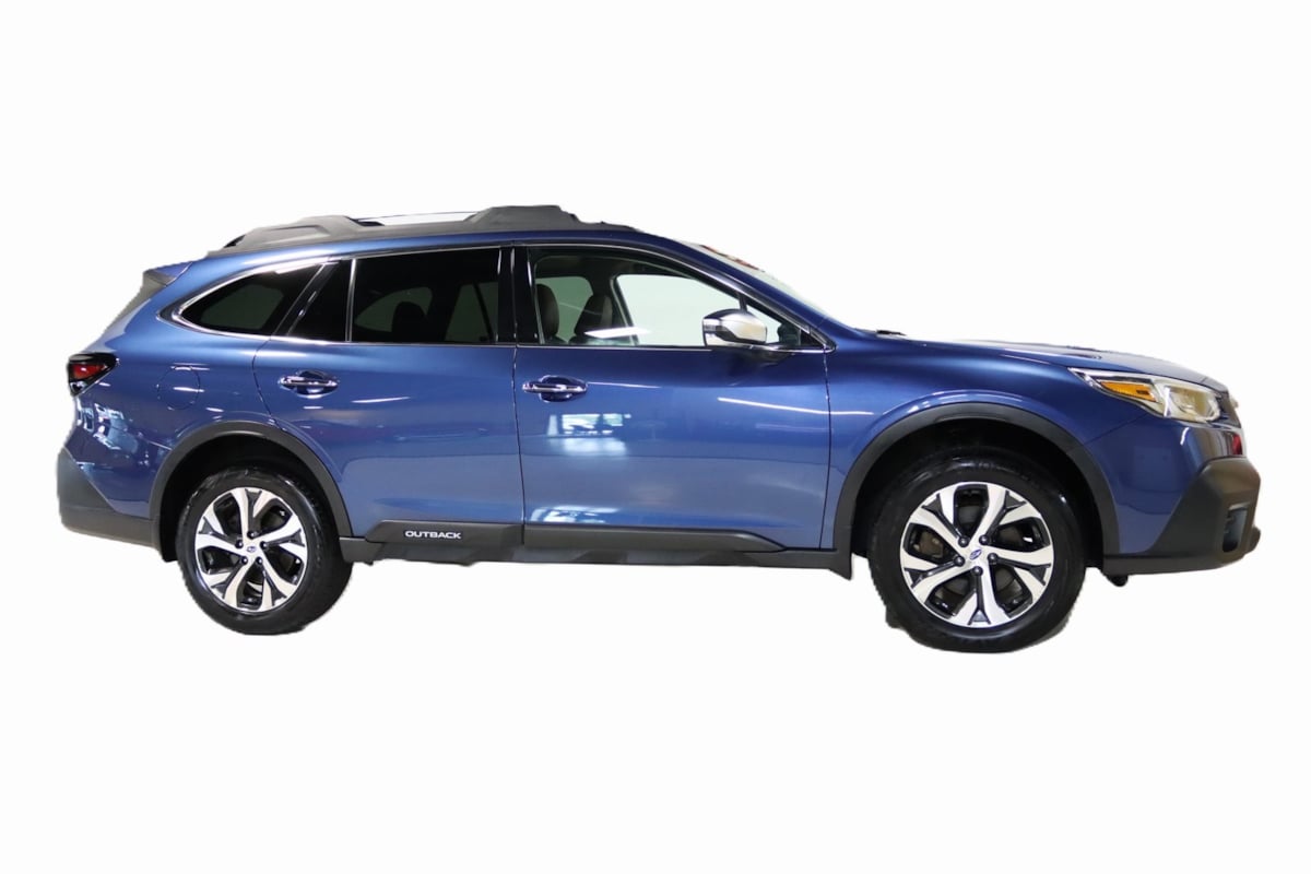 2022 Subaru Outback Touring XT photo 3