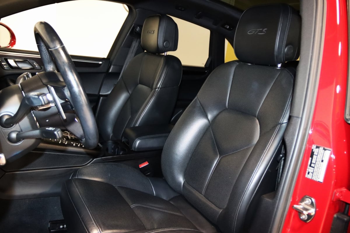2021 Porsche Macan GTS photo 24
