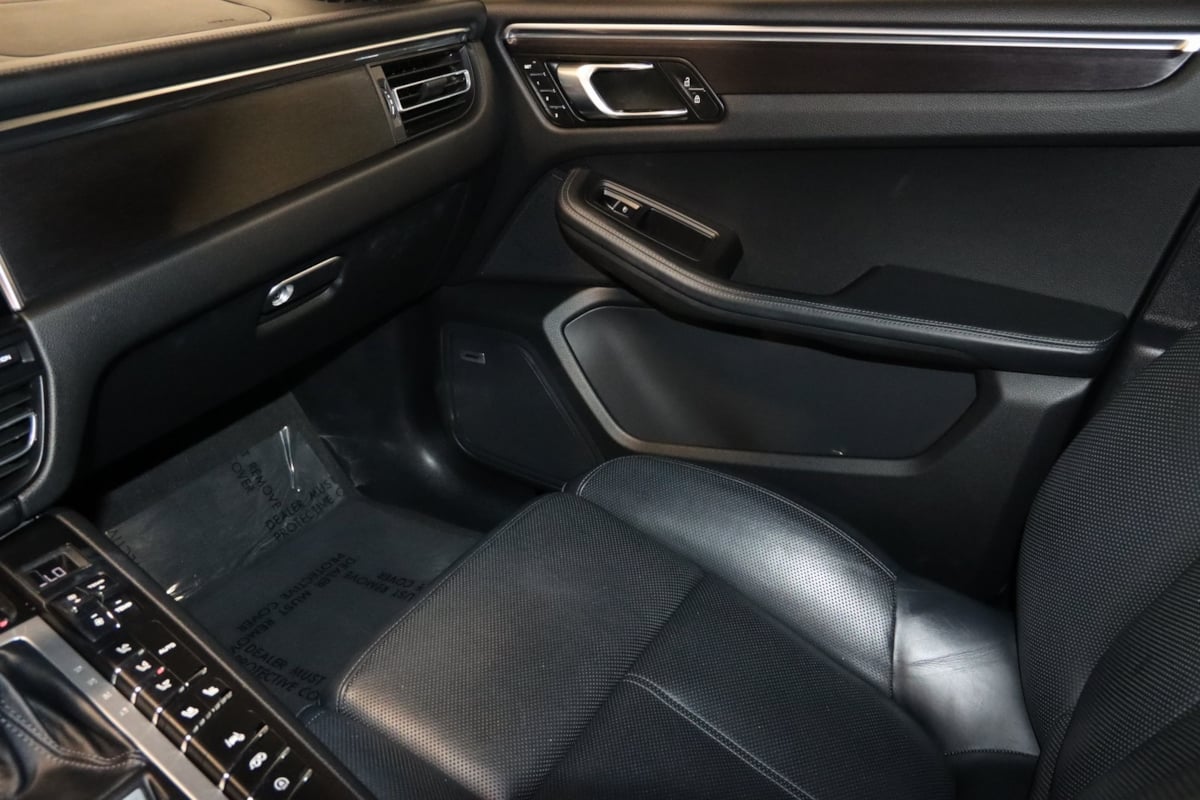 2021 Porsche Macan GTS photo 37