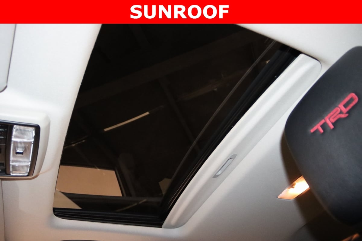 2020 Toyota 4Runner TRD Premium photo 9