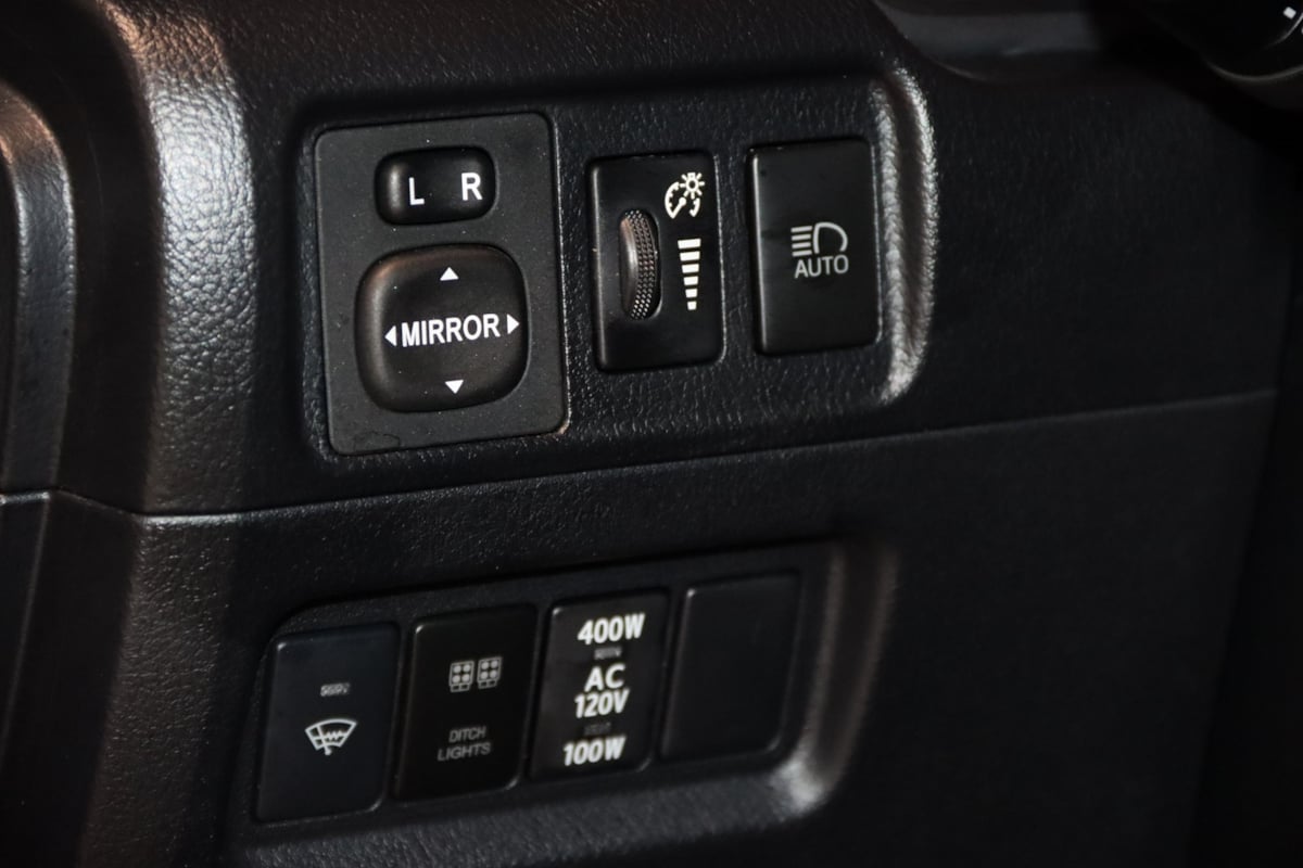 2020 Toyota 4Runner TRD Premium photo 31