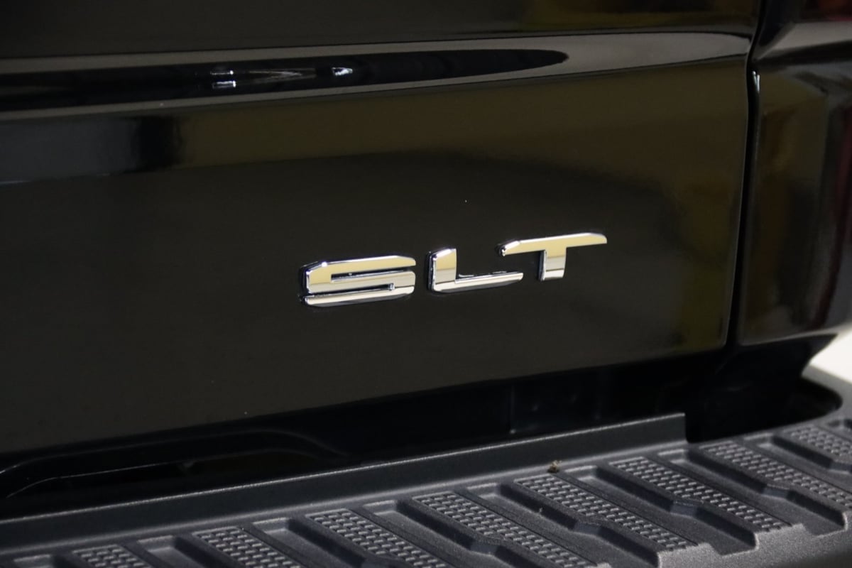 2023 Gmc Sierra 1500 SLT photo 11