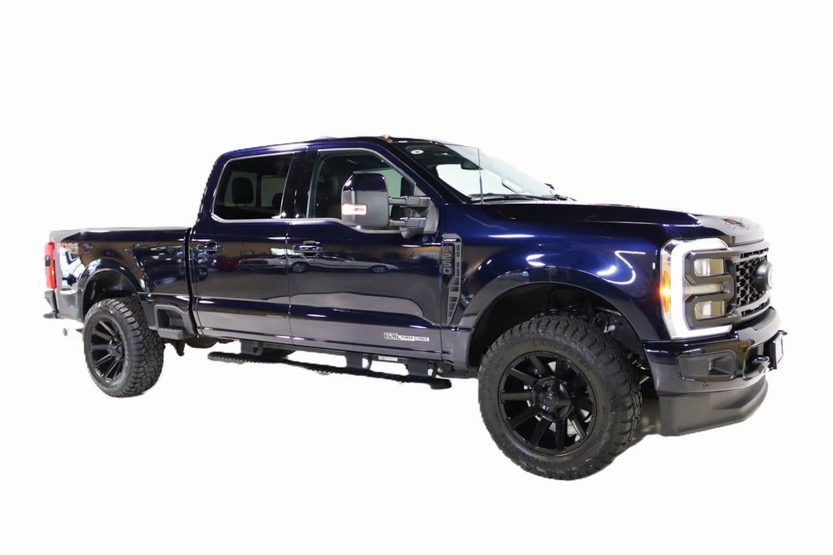 2023 Ford F-250 Lariat photo 3