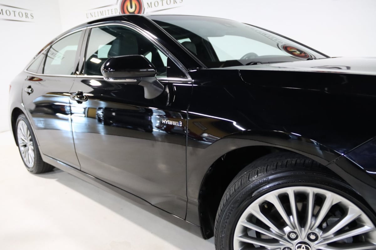 2021 Toyota Avalon Hybrid Limited photo 6