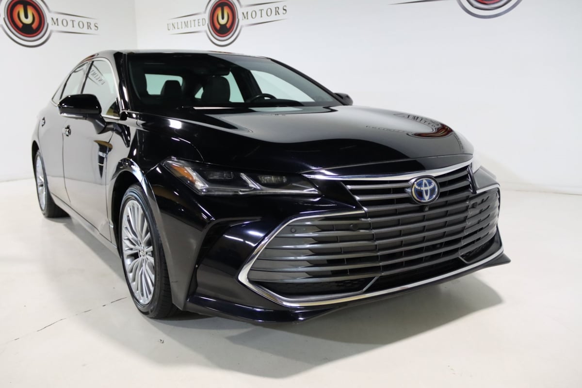 2021 Toyota Avalon Hybrid Limited photo 18