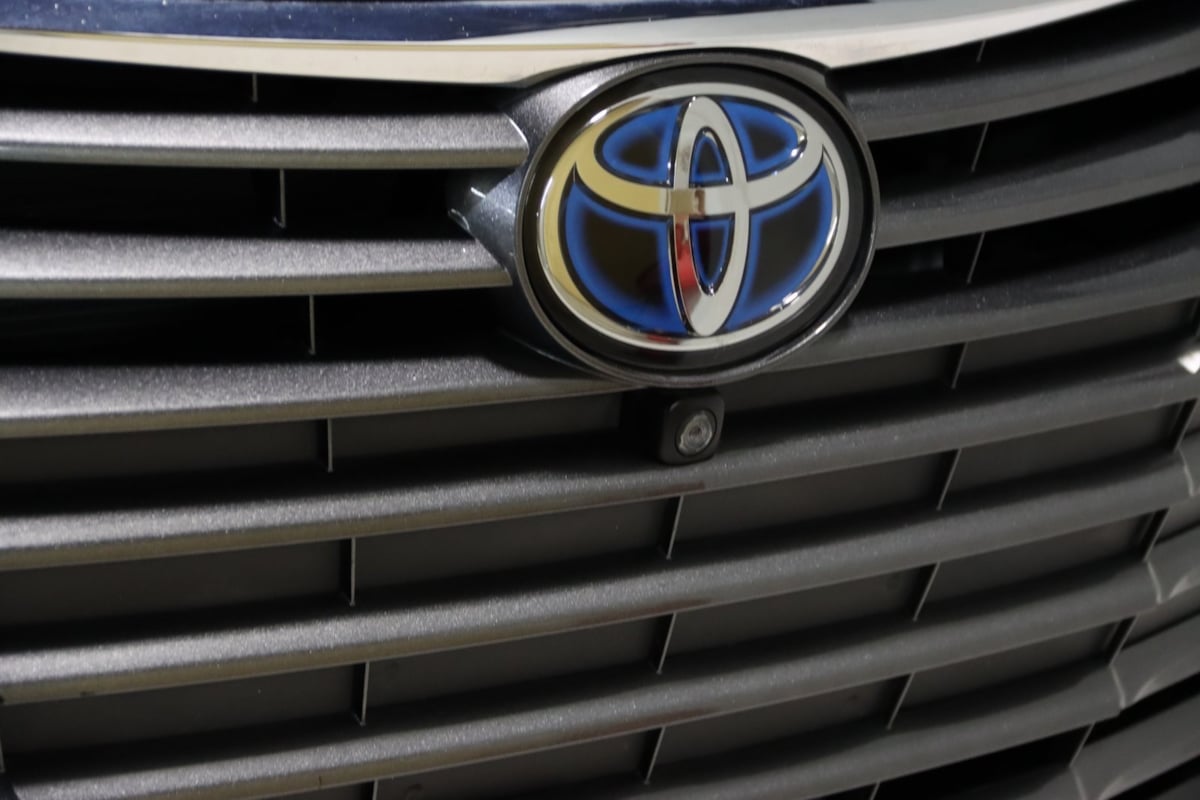2021 Toyota Avalon Hybrid Limited photo 21