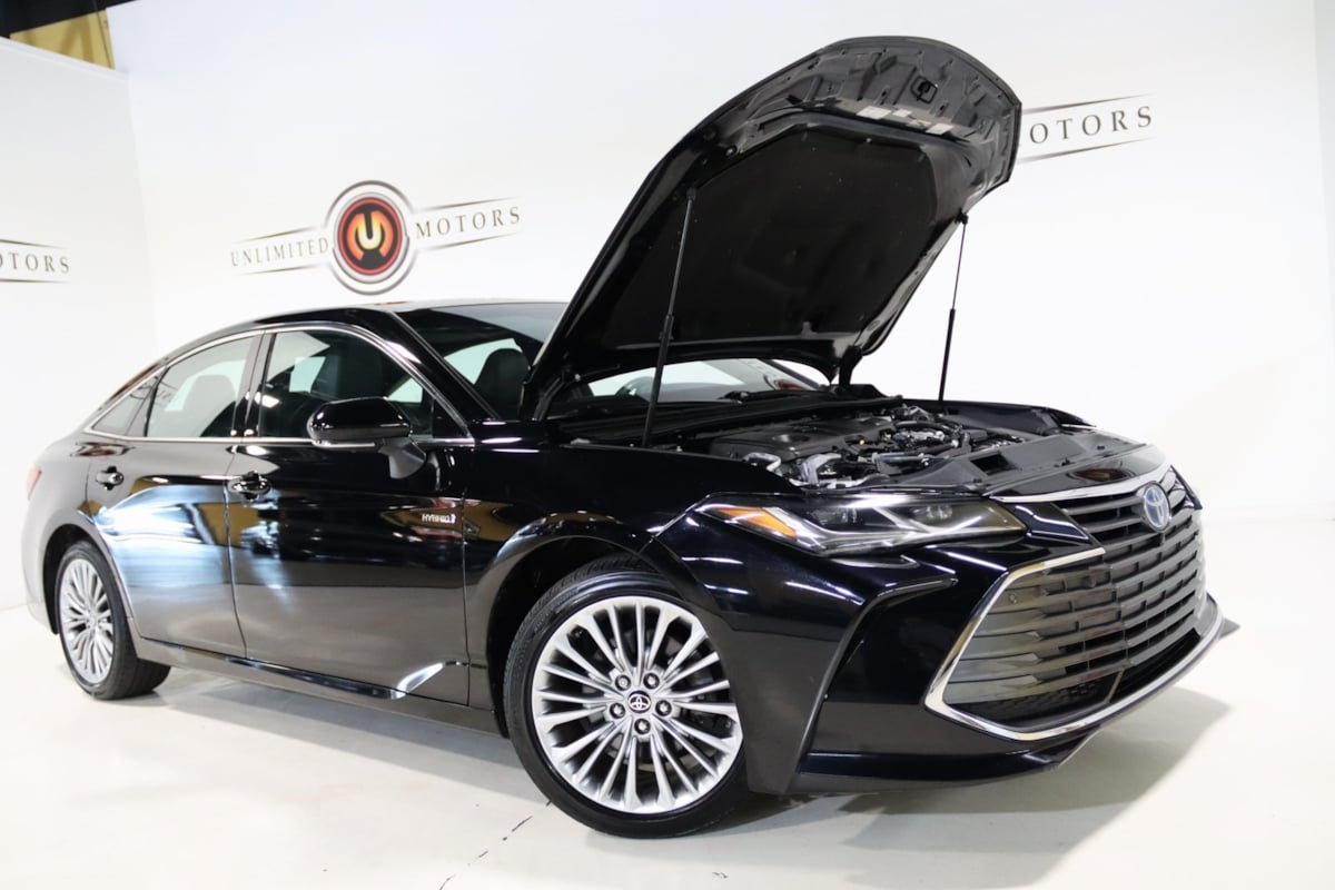 2021 Toyota Avalon Hybrid Limited photo 24