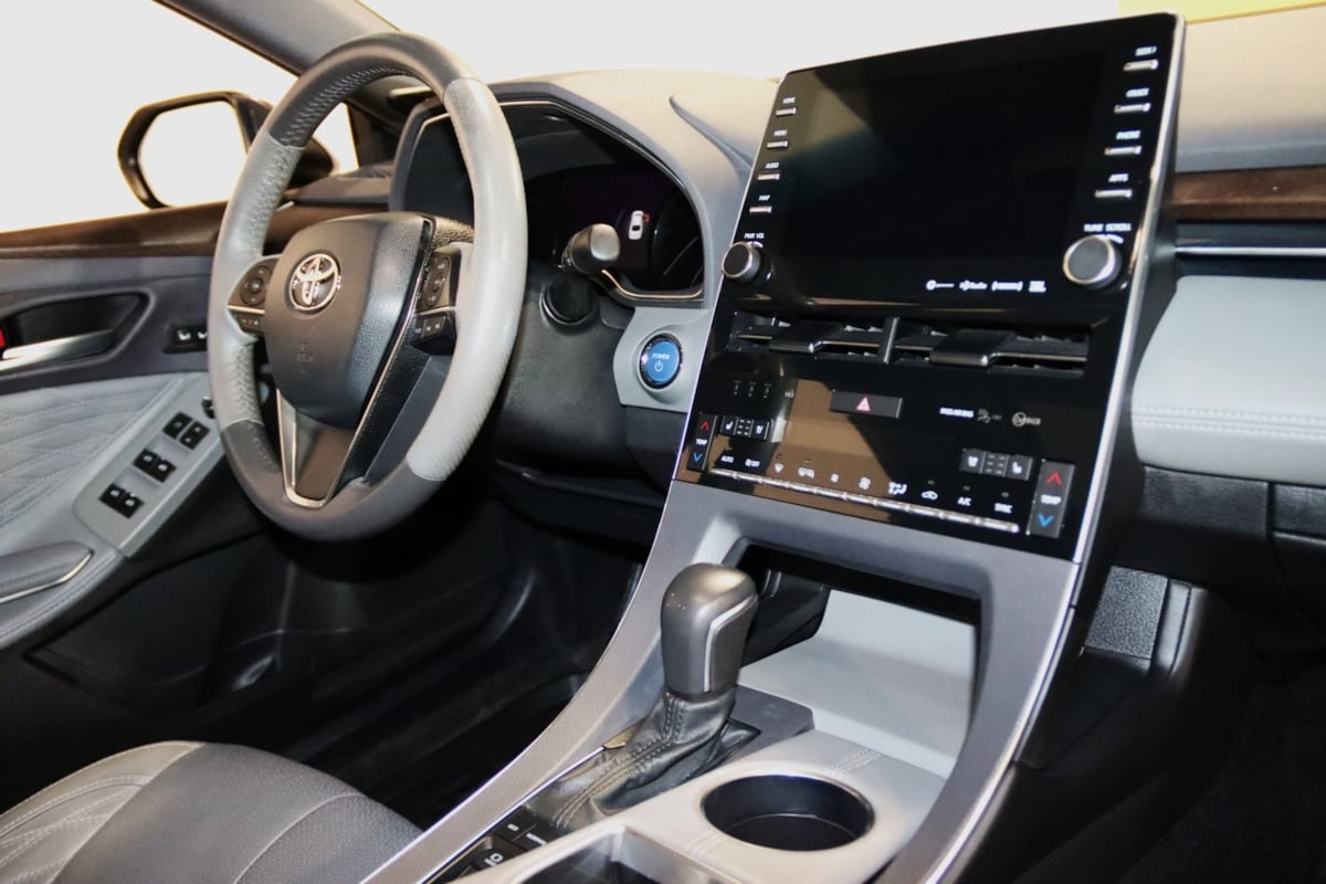 2021 Toyota Avalon Hybrid Limited photo 51