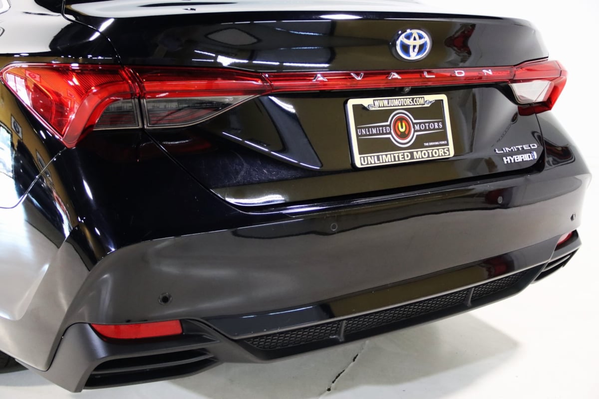 2021 Toyota Avalon Hybrid Limited photo 56