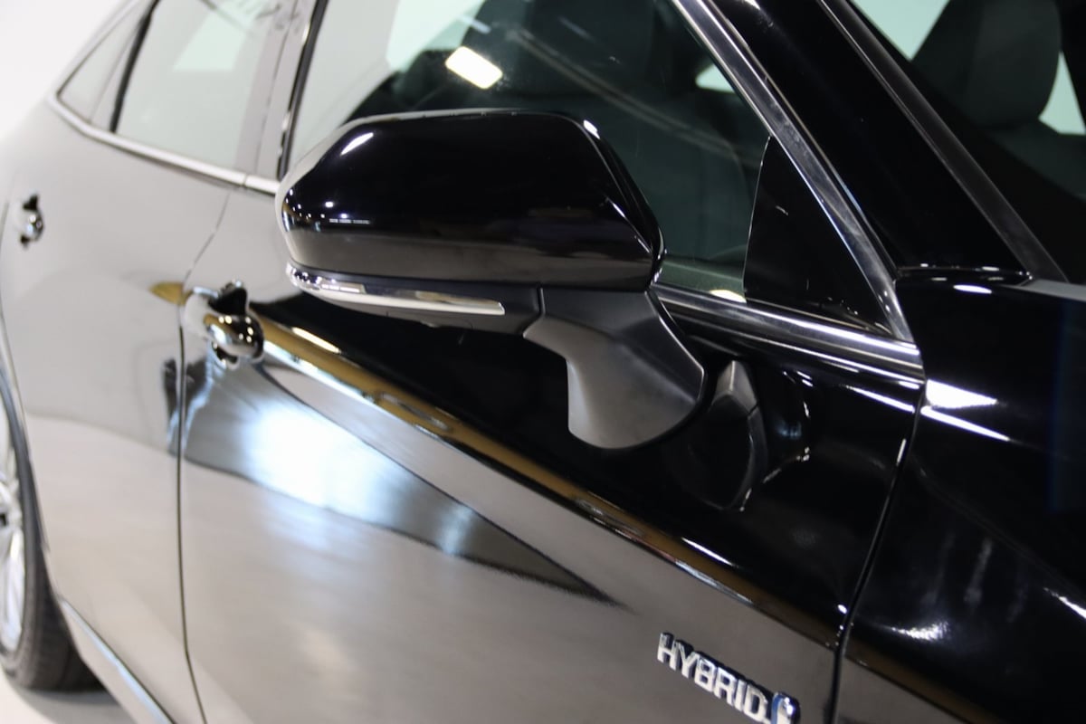 2021 Toyota Avalon Hybrid Limited photo 59