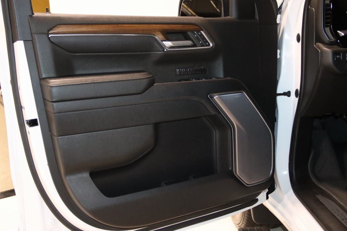 2023 Chevrolet Silverado 1500 High Country - Photo 36