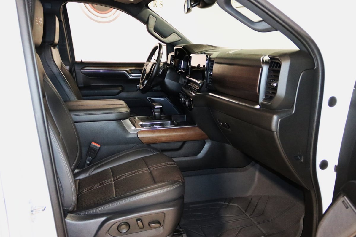 2023 Chevrolet Silverado 1500 High Country - Photo 59