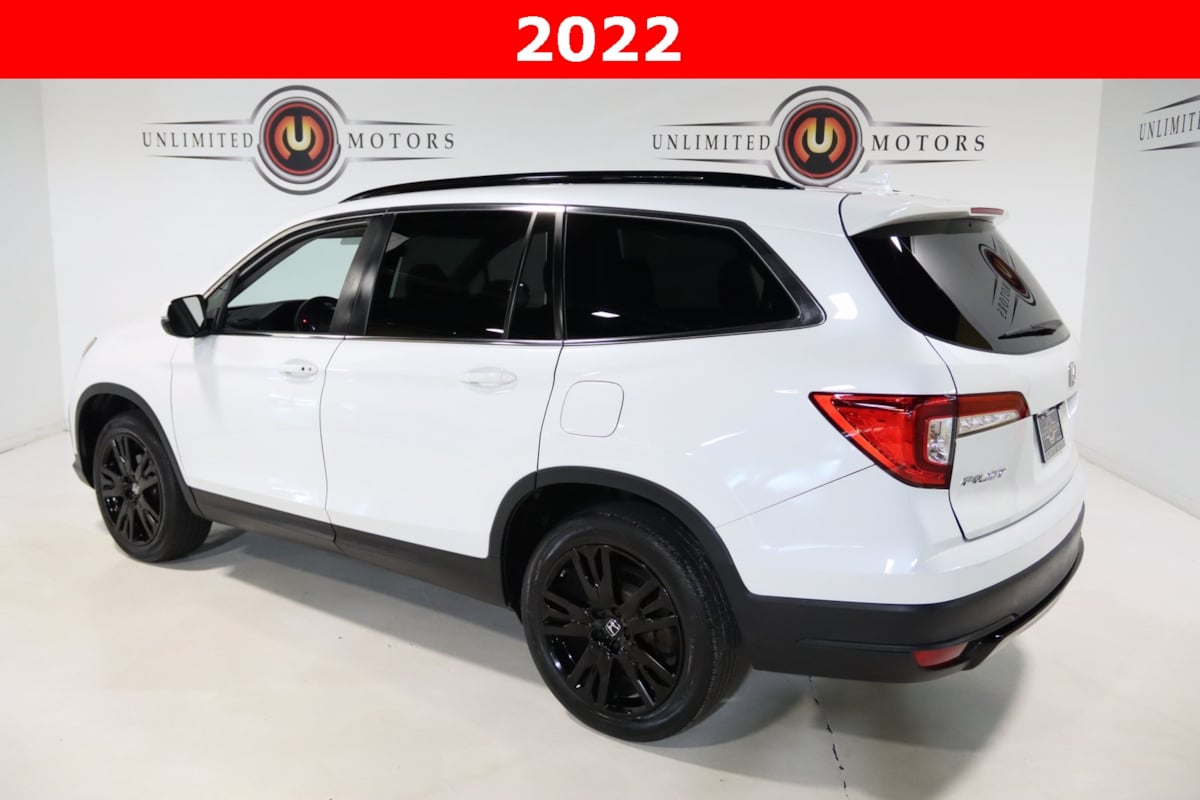 2022 Honda Pilot Special Edition photo 2