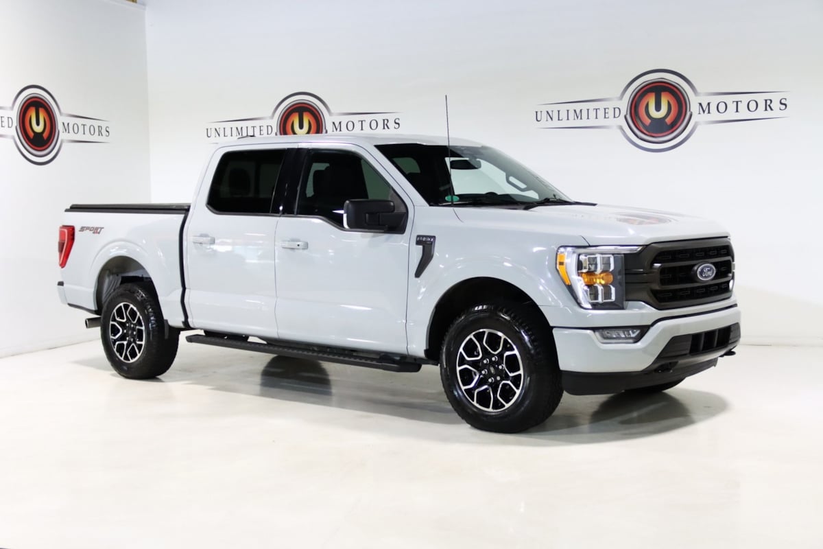 2023 Ford F-150 XLT photo 3