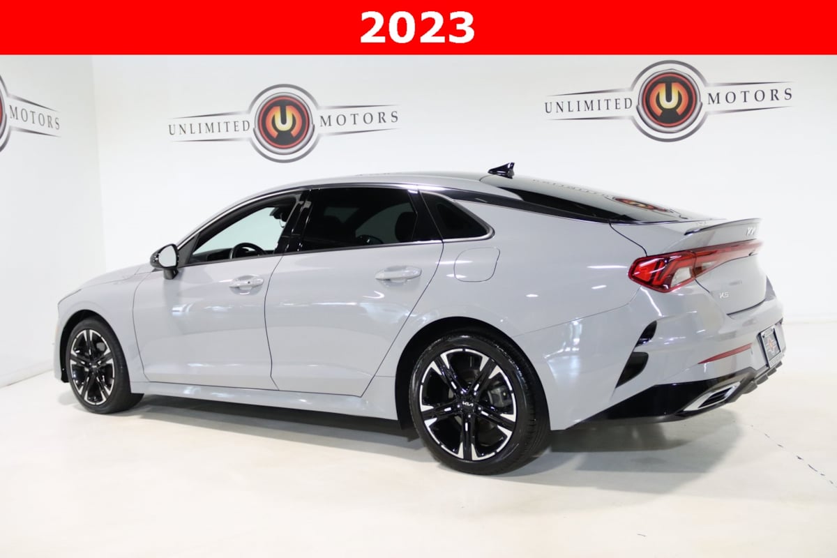 2023 Kia K5 GT-Line photo 2