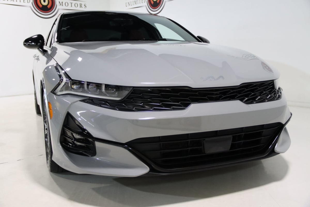 2023 Kia K5 GT-Line photo 16
