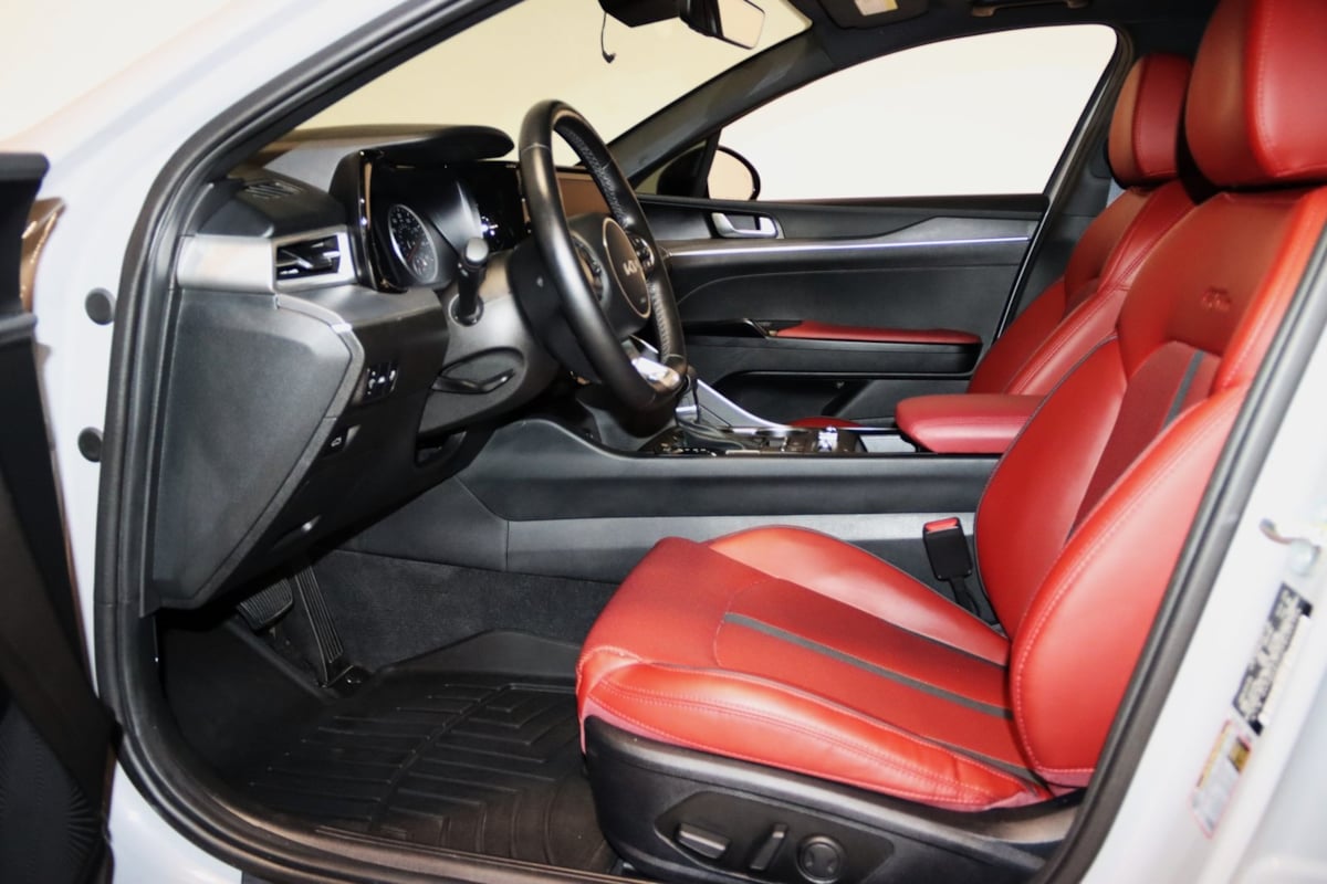 2023 Kia K5 GT-Line photo 25