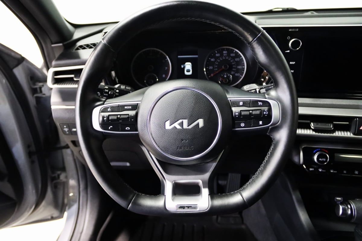 2023 Kia K5 GT-Line photo 33