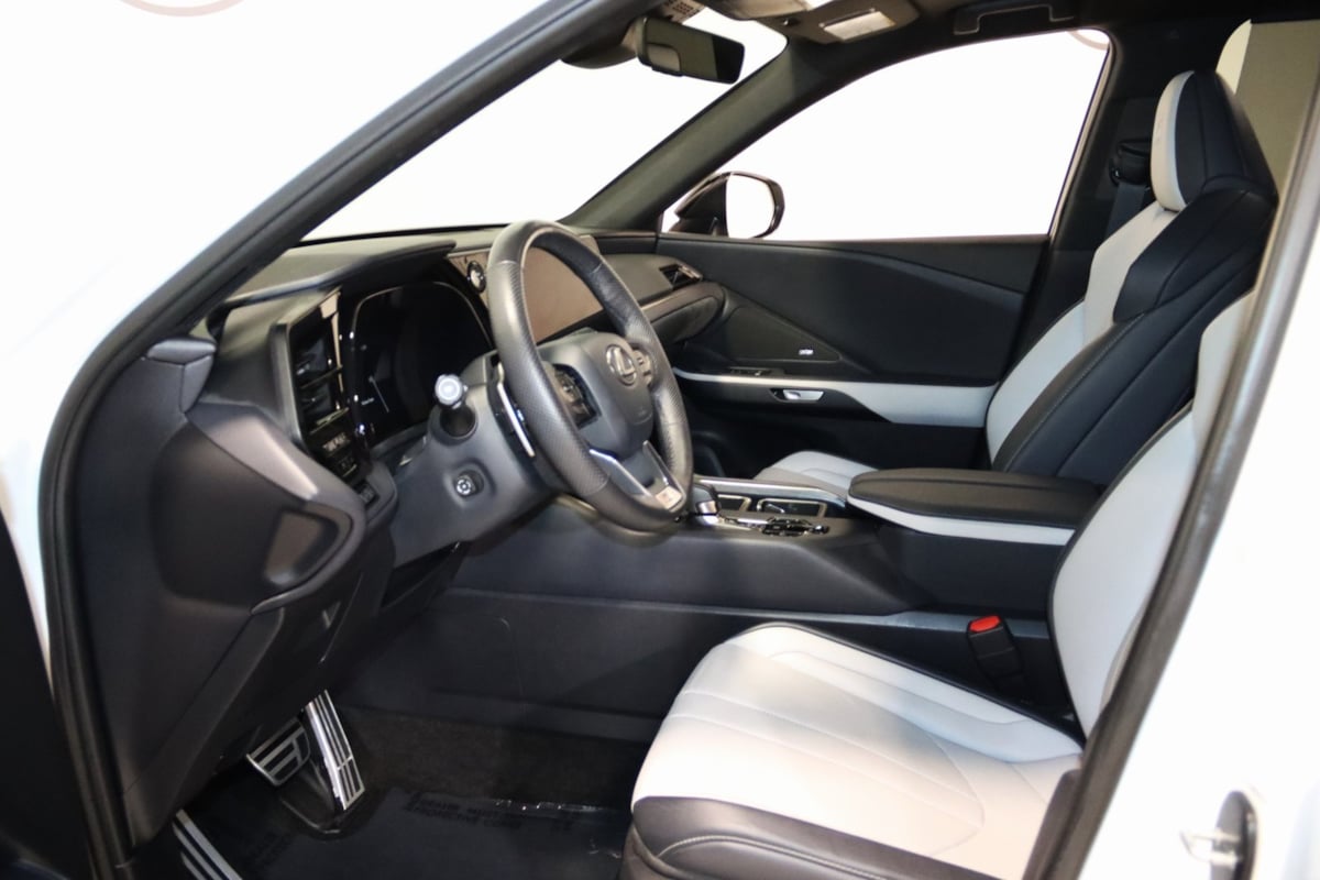 2024 Lexus TX 500h F SPORT Premium photo 27