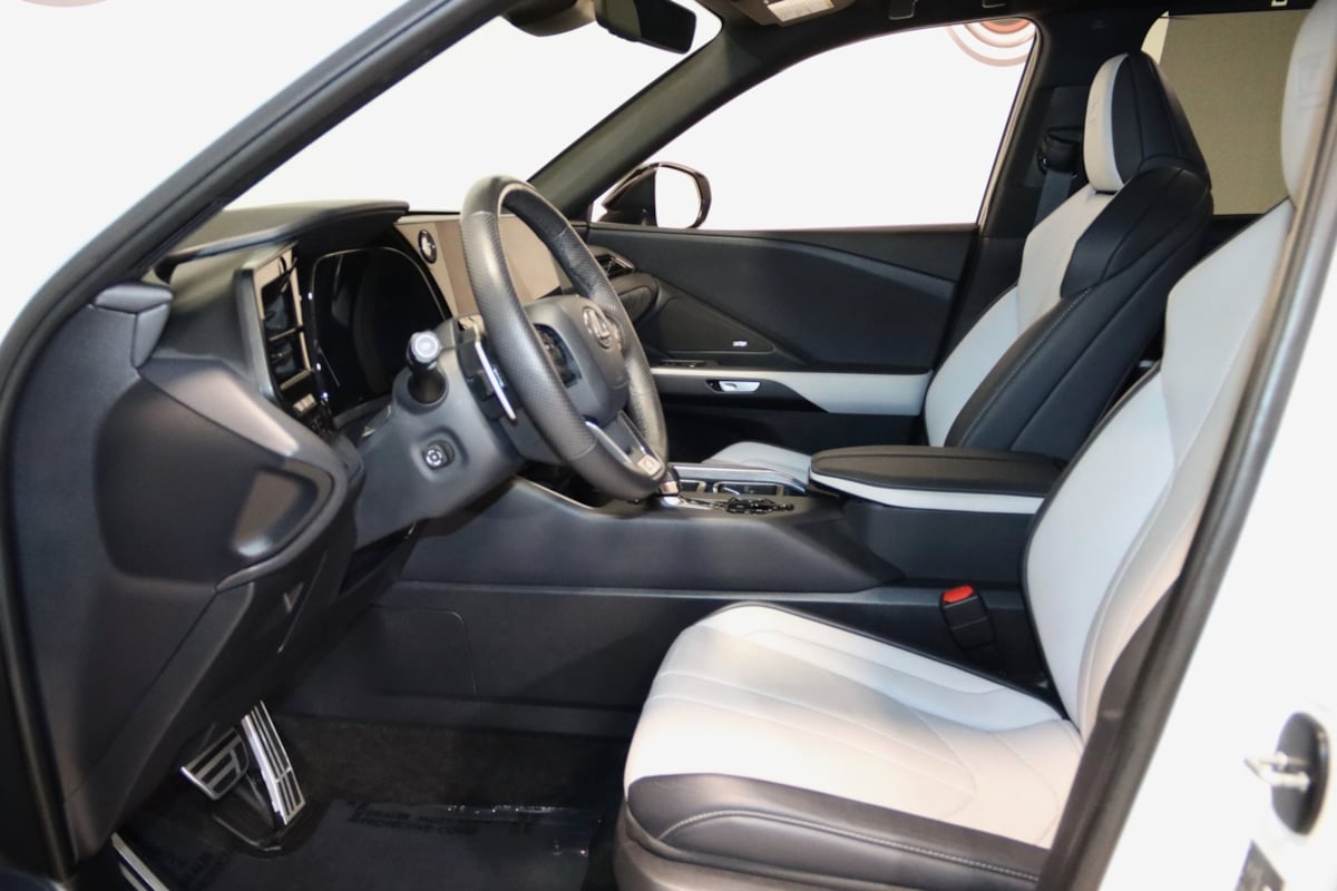 2024 Lexus TX 500h F SPORT Premium photo 28