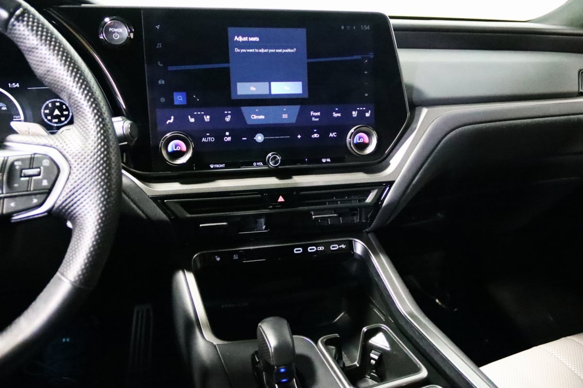 2024 Lexus TX 500h F SPORT Premium photo 36