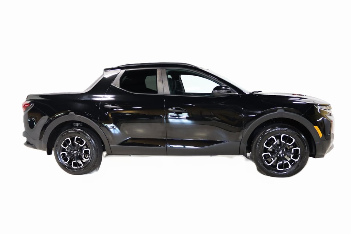 2023 Hyundai Santa Cruz SEL photo 3