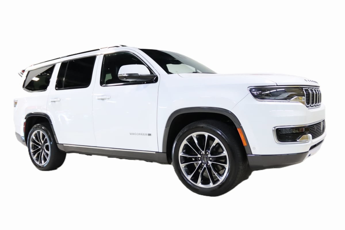 2022 Jeep Wagoneer Series III photo 3